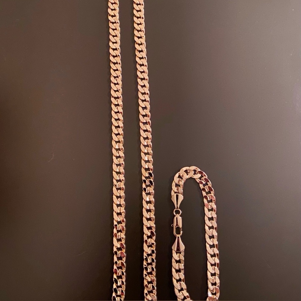Gold Chain Cuban Link Necklace 24in 10mm and Matching Cuban Link Bracelet 8in